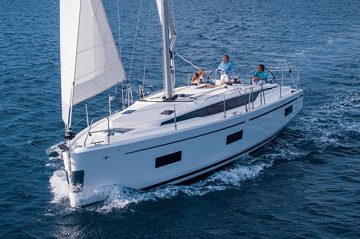 Bavaria C42 under sail